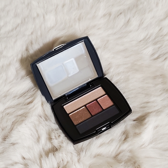 Various Eyeshadow Palette (Free) - Picture 4 of 4